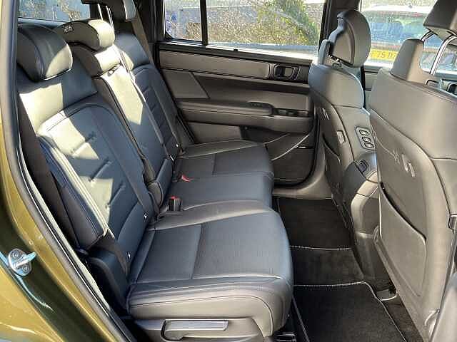 Hyundai SANTA FE 1.6 TGDi Hybrid Calligraphy 5dr 4WD Auto Green