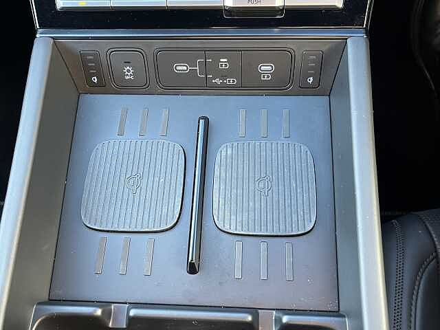 Hyundai SANTA FE 1.6 TGDi Hybrid Calligraphy 5dr 4WD Auto Green