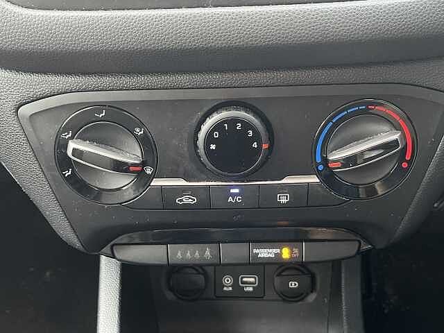 Hyundai i20 1.2 MPi S Connect 5dr