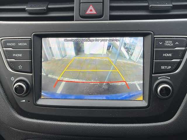 Hyundai i20 1.2 MPi S Connect 5dr