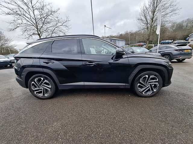 Hyundai TUCSON 1.6T Plug-in Hybrid Ultimate 5dr Auto Black