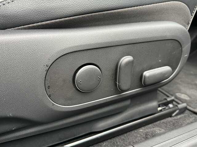 Hyundai IONIQ 5 239kW Ultimate 84 kWh 5dr AWD Auto Black