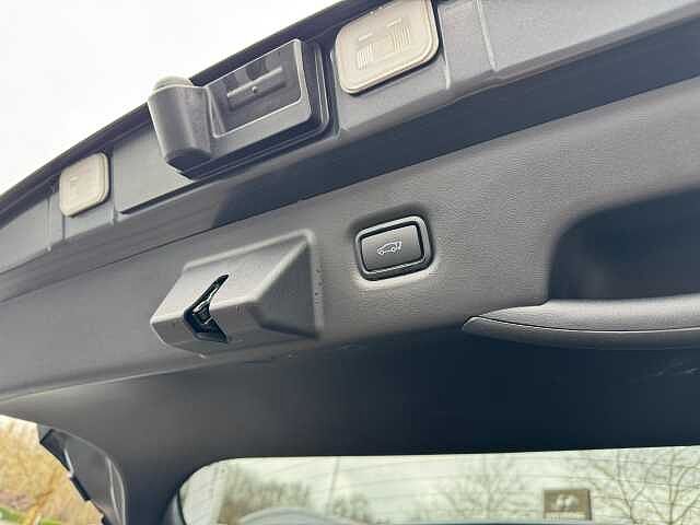 Hyundai IONIQ 5 239kW Ultimate 84 kWh 5dr AWD Auto Black