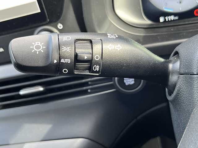 Hyundai BAYON 1.0 TGDi [90] Tech Line 5dr DCT Black