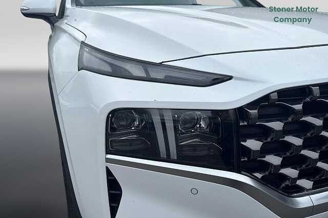 Hyundai SANTA FE 1.6 TGDi Plug-in Hybrid Ultimate 5dr 4WD Auto White