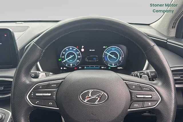 Hyundai SANTA FE 1.6 TGDi Plug-in Hybrid Ultimate 5dr 4WD Auto White