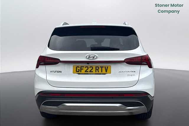 Hyundai SANTA FE 1.6 TGDi Plug-in Hybrid Ultimate 5dr 4WD Auto White
