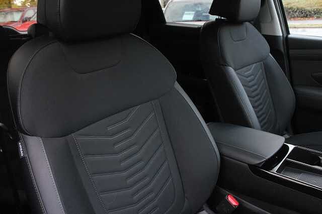 Hyundai TUCSON 1.6T Plug-in Hybrid Premium 5dr Auto Grey