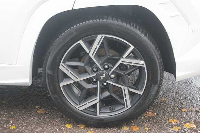 Hyundai TUCSON 1.6T Plug-in Hybrid N Line S 5dr Auto White