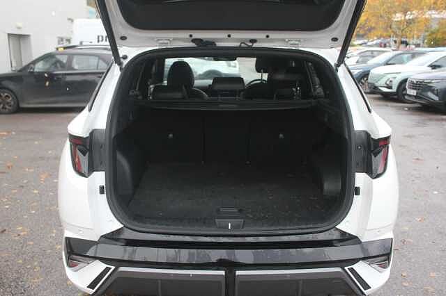 Hyundai TUCSON 1.6T Plug-in Hybrid N Line S 5dr Auto White