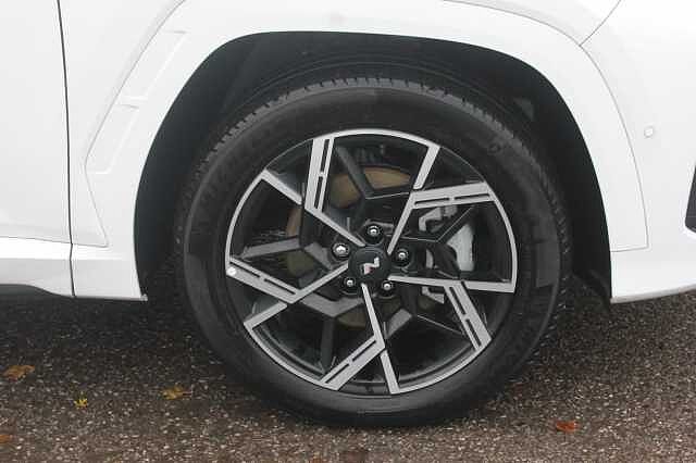 Hyundai TUCSON 1.6T Plug-in Hybrid N Line S 5dr Auto White