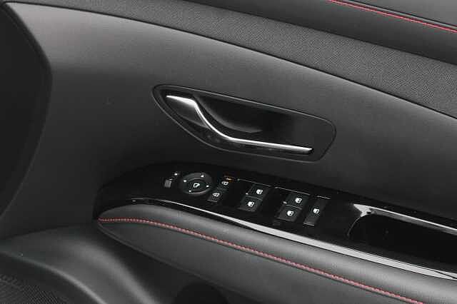 Hyundai TUCSON 1.6T Plug-in Hybrid N Line S 5dr Auto White