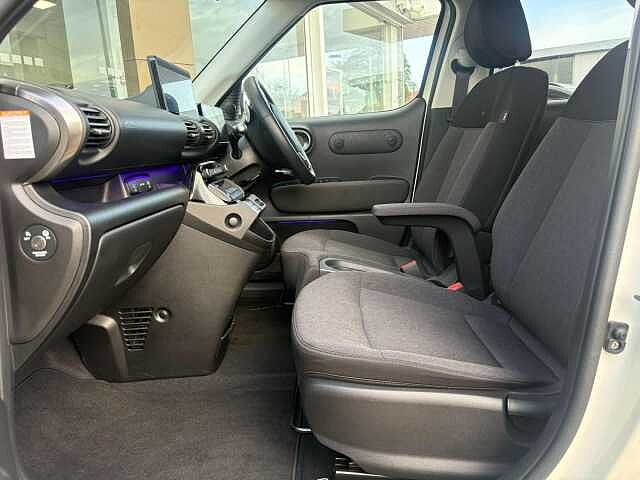 Hyundai INSTER Long Range 49kWh 02 Auto 5dr