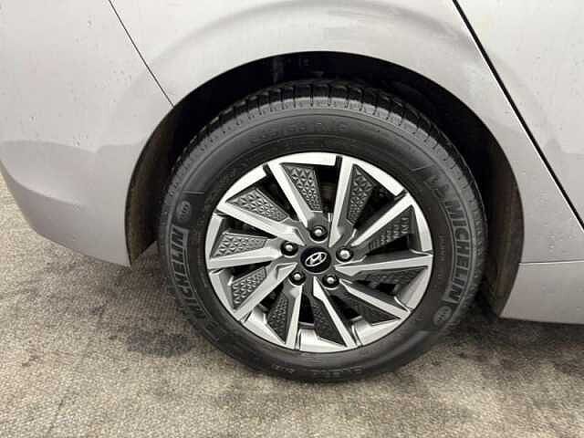 Hyundai IONIQ 38.3kWh Premium Auto 5dr