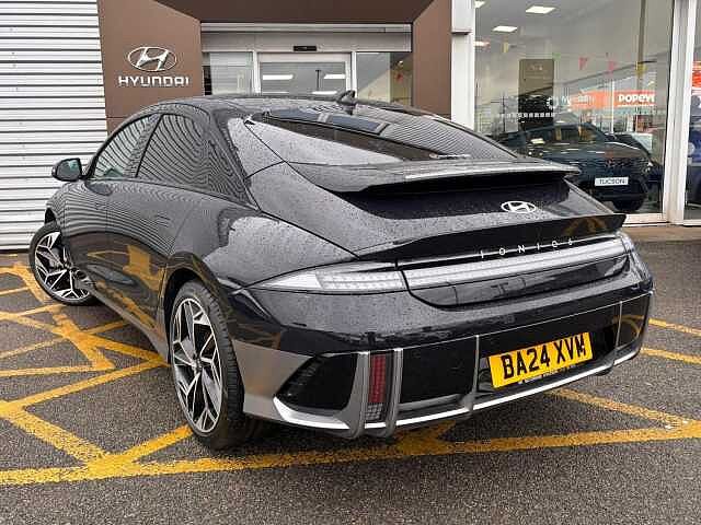 Hyundai IONIQ 6 77.4kWh Premium Auto 4dr