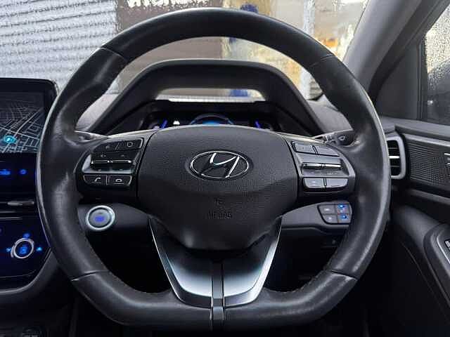 Hyundai IONIQ 38.3kWh Premium SE Auto 5dr