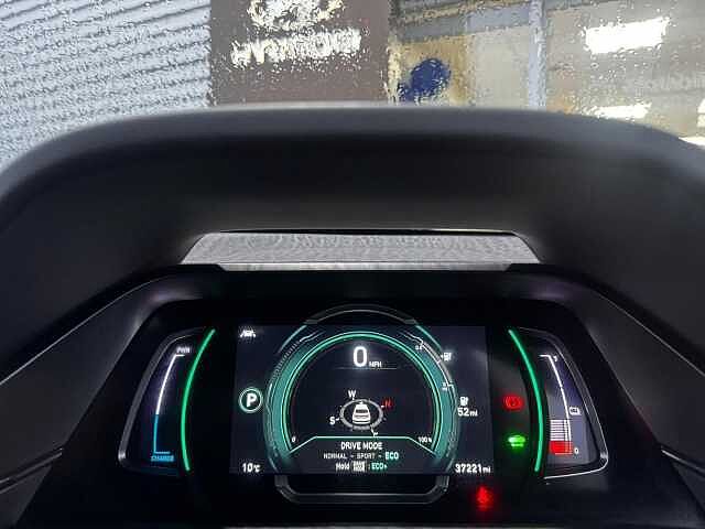 Hyundai IONIQ 38.3kWh Premium SE Auto 5dr