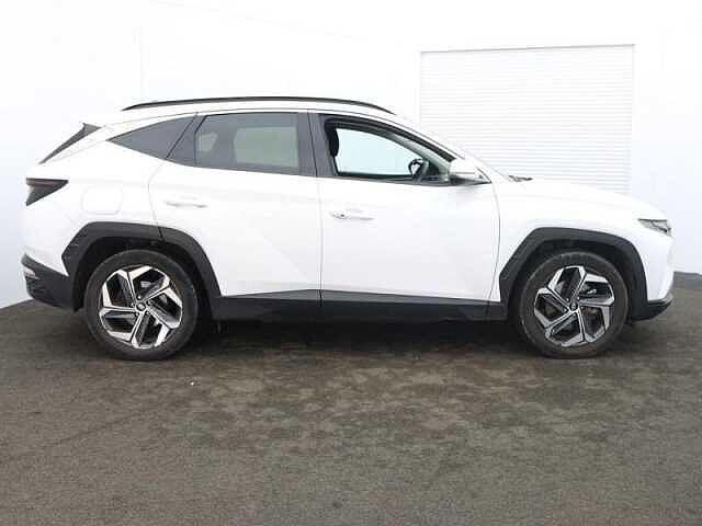 Hyundai TUCSON 1.6 T-GDi 13.8kWh Ultimate Auto 4WD Euro 6 (s/s) 5dr White