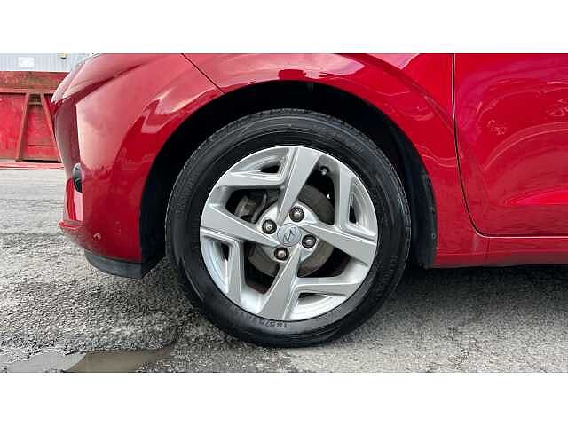 Hyundai I10 1.0 MPi SE Connect 5dr RED