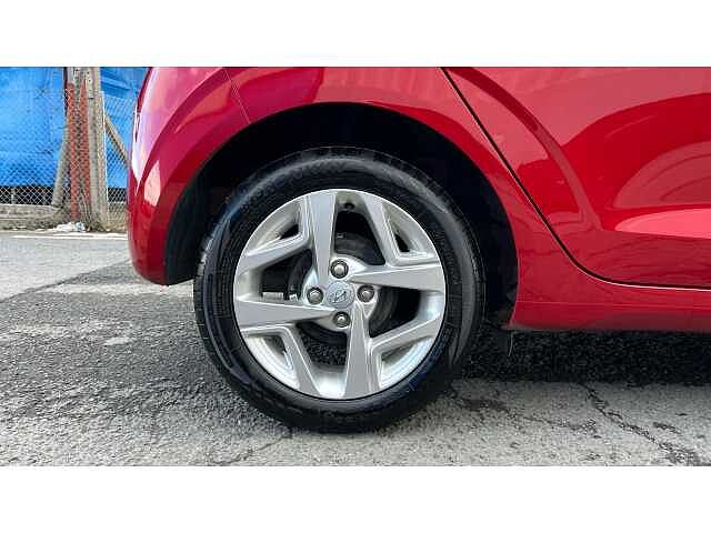 Hyundai I10 1.0 MPi SE Connect 5dr RED
