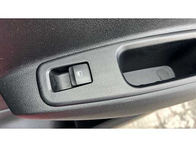 Hyundai I10 1.0 MPi SE Connect 5dr RED