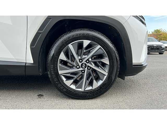 Hyundai TUCSON 1.6 TGDi Premium 5dr 2WD White