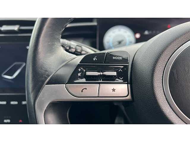 Hyundai TUCSON 1.6 TGDi Premium 5dr 2WD White