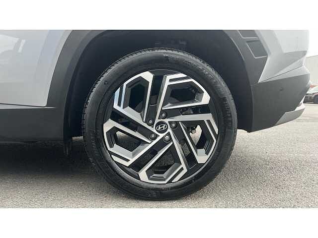 Hyundai TUCSON 1.6T Hybrid Ultimate 5dr Auto Silver