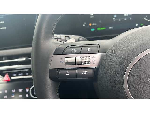 Hyundai TUCSON 1.6T Hybrid Ultimate 5dr Auto Silver