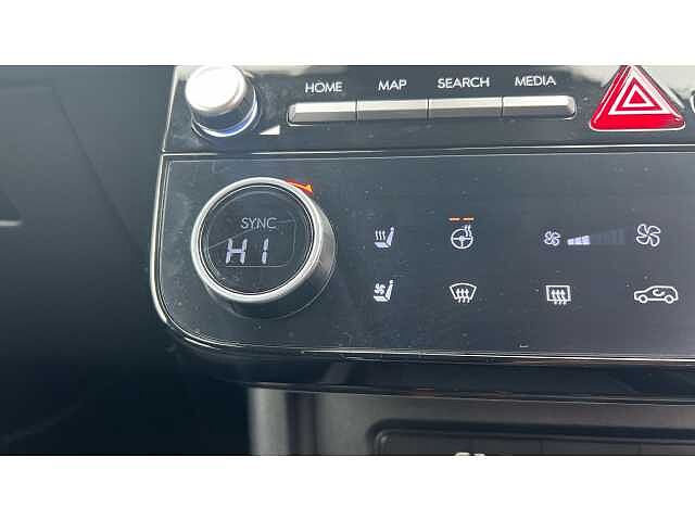 Hyundai TUCSON 1.6T Hybrid Ultimate 5dr Auto Silver