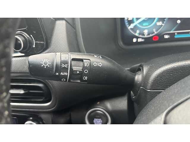 Hyundai KONA 1.0 TGDi 48V MHEV Premium 5dr White