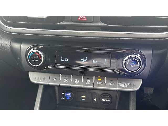 Hyundai KONA 1.0 TGDi 48V MHEV Premium 5dr White