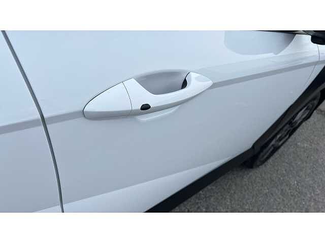 Hyundai KONA 1.6 Hybrid 129 Ultimate 5dr DCT White