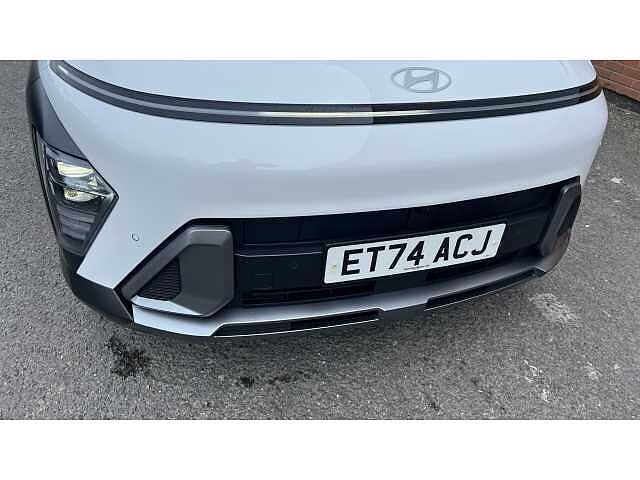 Hyundai KONA 1.6 Hybrid 129 Ultimate 5dr DCT White