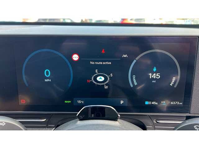 Hyundai KONA 160kW Advance 65kWh 5dr Auto White