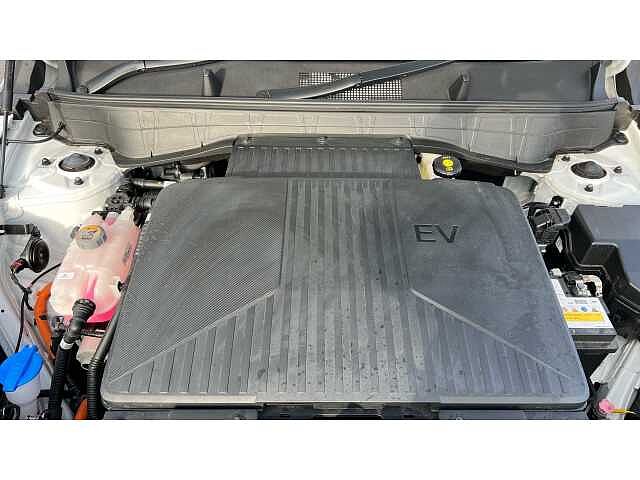 Hyundai KONA 160kW Advance 65kWh 5dr Auto White