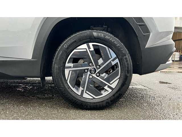 Hyundai TUCSON 1.6T Hybrid Advance 5dr Auto Silver