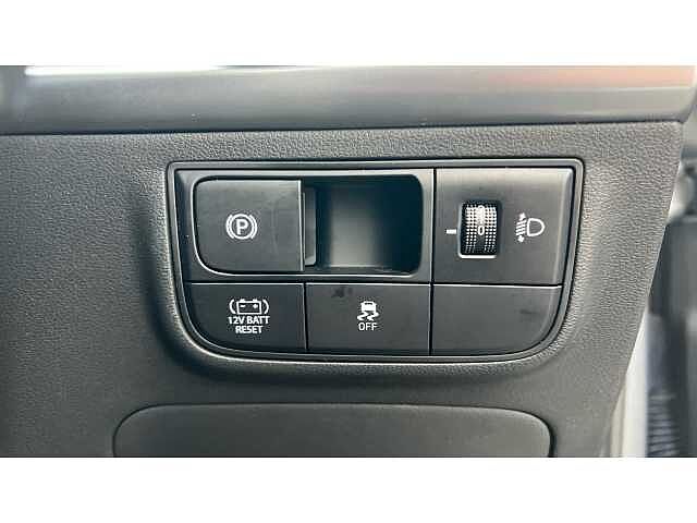 Hyundai TUCSON 1.6T Hybrid Advance 5dr Auto Silver