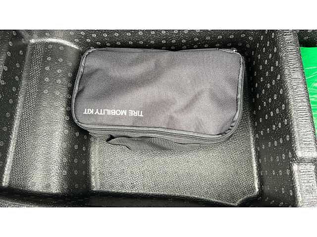 Hyundai TUCSON Tucson 1.6T Hybrid 215ps Ultimate AU Atlas White