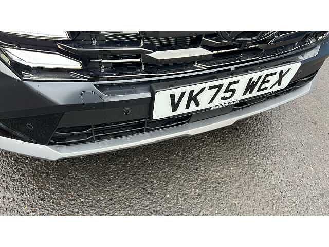 Hyundai TUCSON Tucson 1.6T Hybrid 215ps Ultimate AU Atlas White