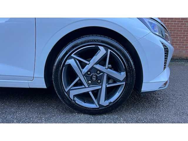 Hyundai I20 I20 1.0T GDi Premium 5dr White