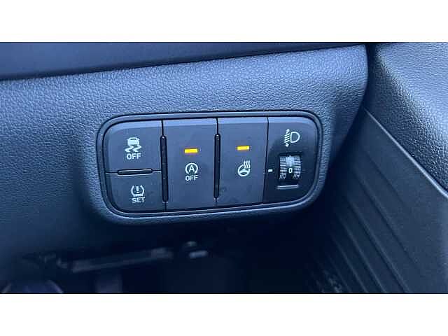 Hyundai I20 I20 1.0T GDi Premium 5dr White