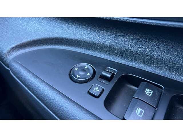 Hyundai I20 I20 1.0T GDi Premium 5dr White