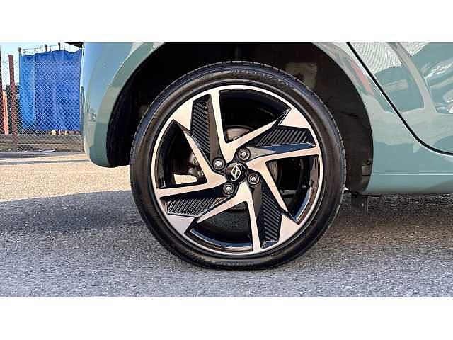 Hyundai I10 I10 1.2 [79] Premium 5dr Auto [Nav] Green