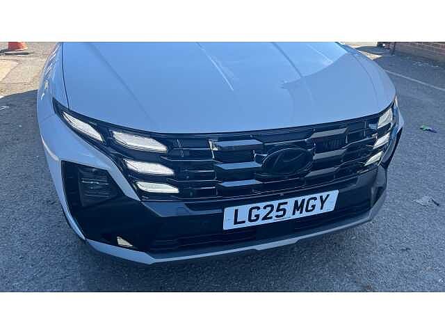 Hyundai TUCSON TUCSON 1.6T Hybrid Ultimate 5dr Auto White