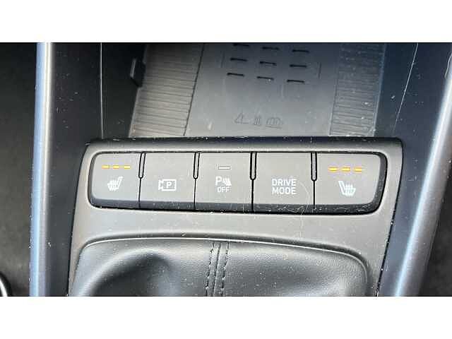 Hyundai BAYON BAYON 1.0 TGDi 48V MHEV Premium 5dr RED