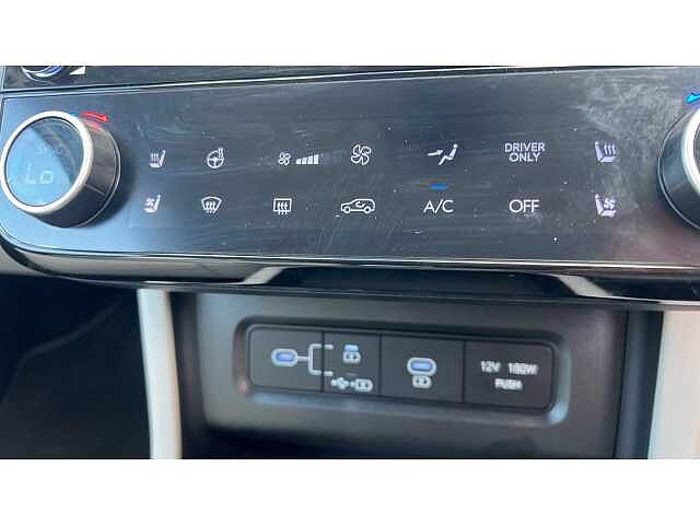 Hyundai TUCSON TUCSON 1.6T 239 Hybrid Ultimate 5dr Auto White