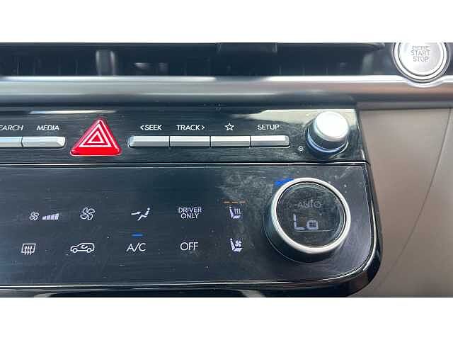 Hyundai TUCSON TUCSON 1.6T 239 Hybrid Ultimate 5dr Auto White