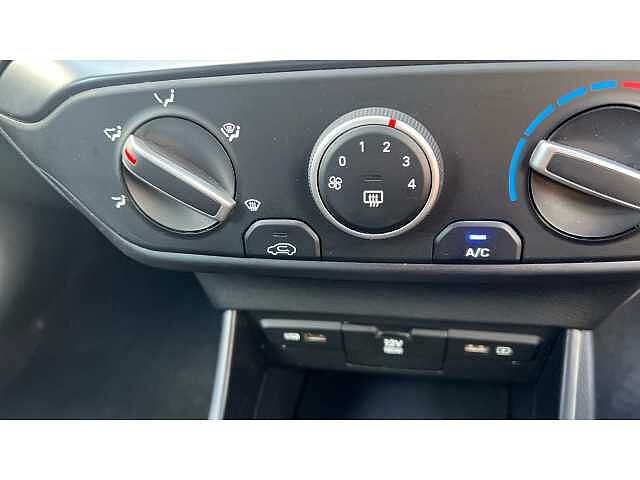 Hyundai Bayon BAYON 1.0 TGDi 48V MHEV SE Connect 5dr