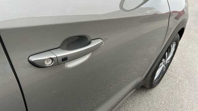 Hyundai TUCSON 1.6 TGDi 177 Premium 5dr 2WD DCT Grey